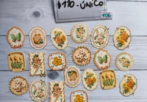 Stickers rigidos amarillos Flower bloom