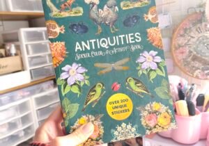 Libro de stickers Antiquities
